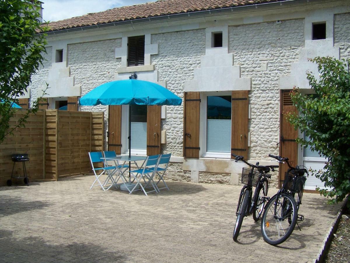 Chez Jousseaume Chambre D'Hotes Et Gites Saint-Ciers-Champagne المظهر الخارجي الصورة