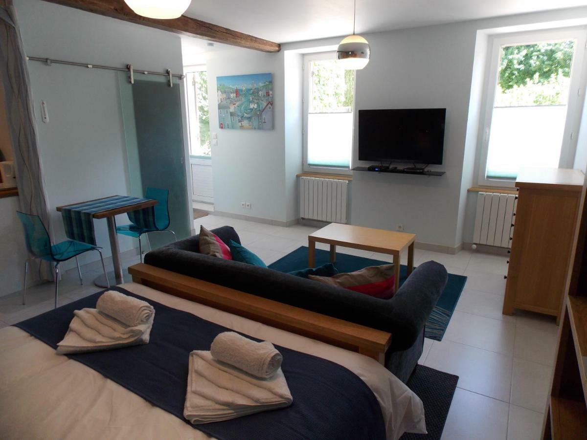 Chez Jousseaume Chambre D'Hotes Et Gites Saint-Ciers-Champagne المظهر الخارجي الصورة