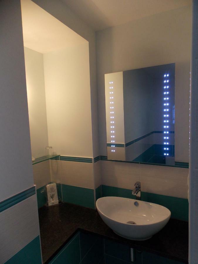 Chez Jousseaume Chambre D'Hotes Et Gites Saint-Ciers-Champagne المظهر الخارجي الصورة